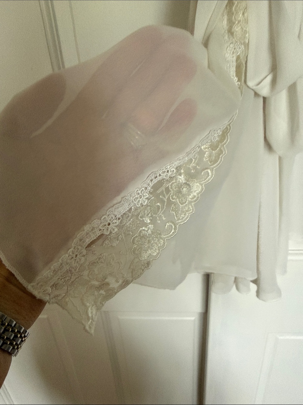 Dior Cream Lace-Trim Sheer Chiffon Robe - Picture 4 of 7